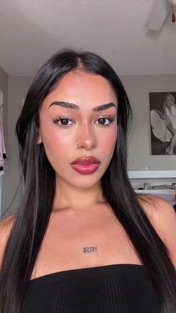 @Divya 🫧