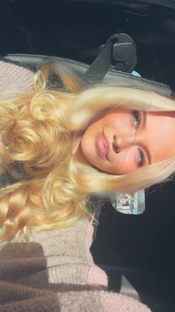 @𝐜𝐡𝐥𝐨𝐞́🍸