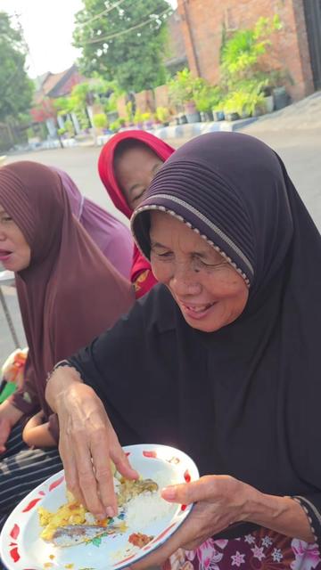 @makan_gratis_jombang