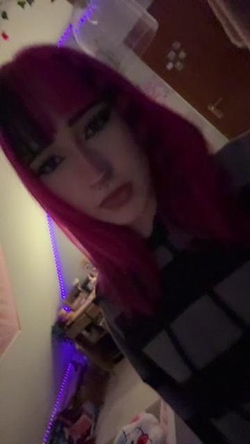 @ᵐⁱᵃ🦇