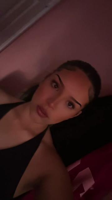 @girlyteengirl