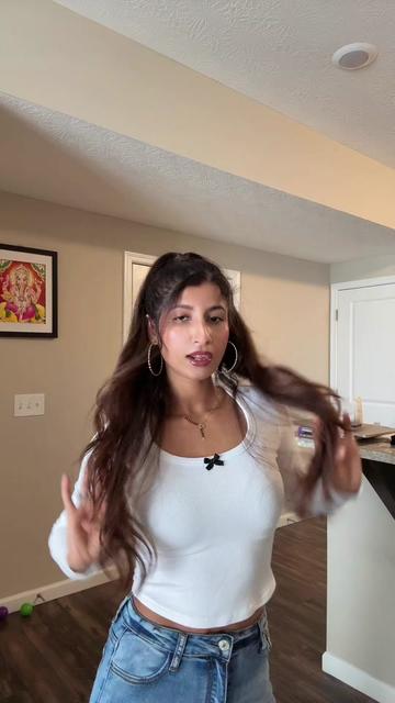 @Meeeee🧿