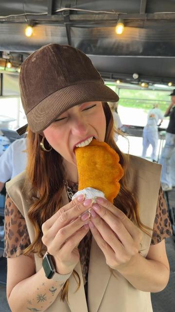 @LolaCarolaFood