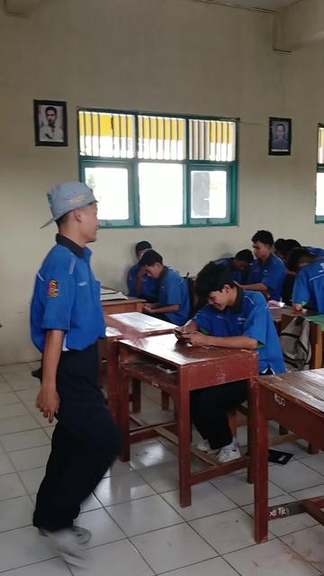 @Galeriku_di_Sekolah
