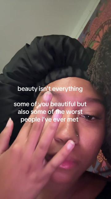 @🫥
