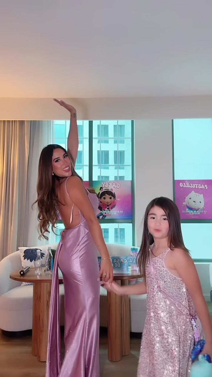 @MelissaPareds