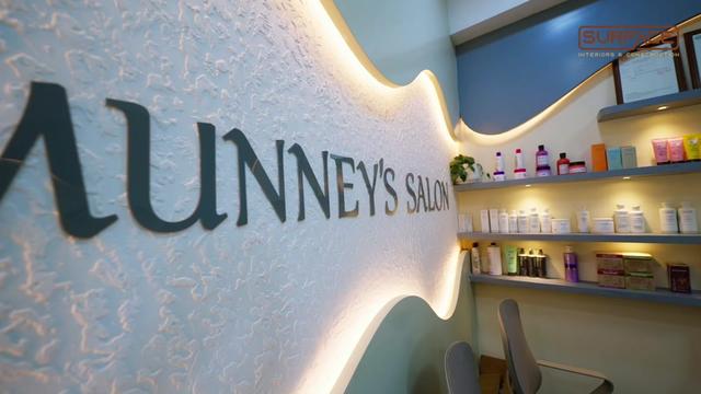 @Munney salon