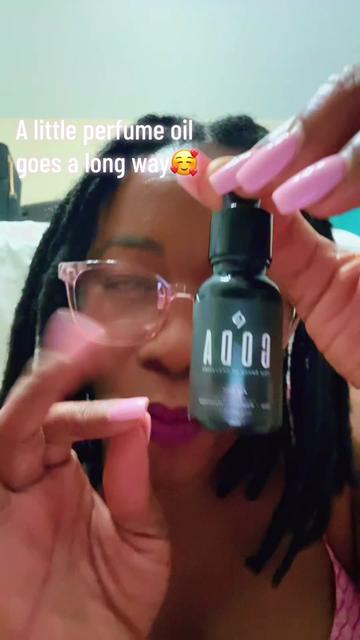@Yawdgurl (Yaad-gurl)