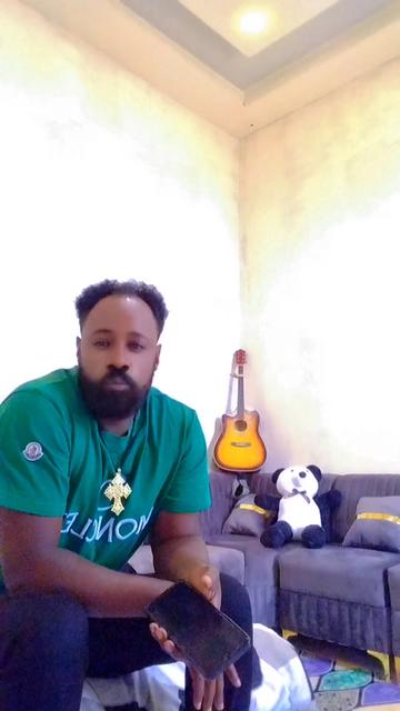 @ዞዊ ናዝራዊ
