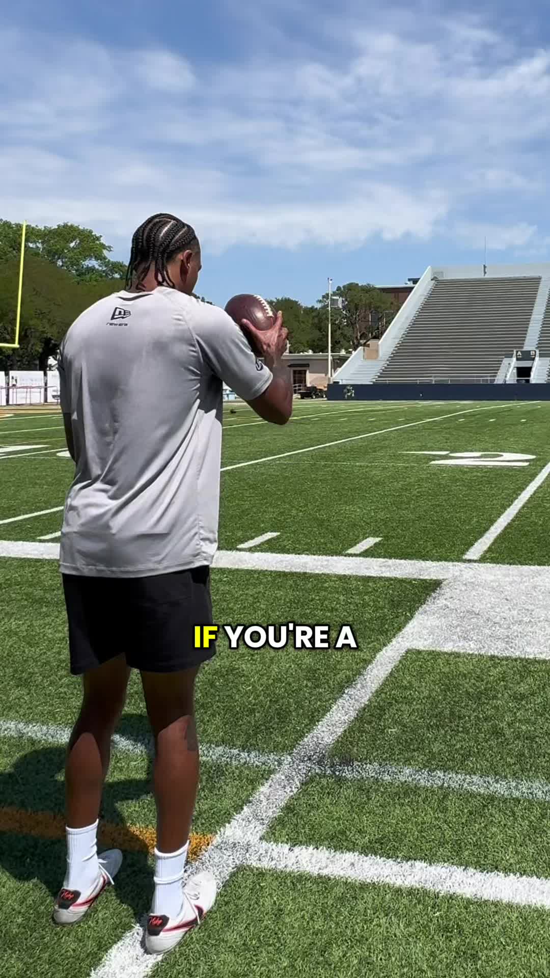 @4thDownHero - Mike Rivers