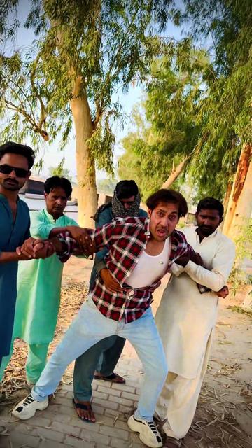@Asif Ali builder