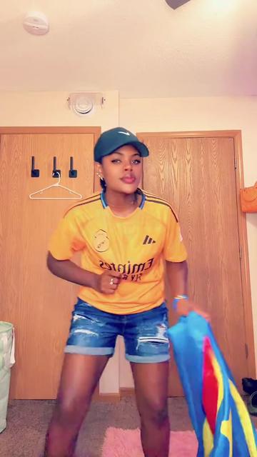 @Zura Mwasi azanga mbanda
