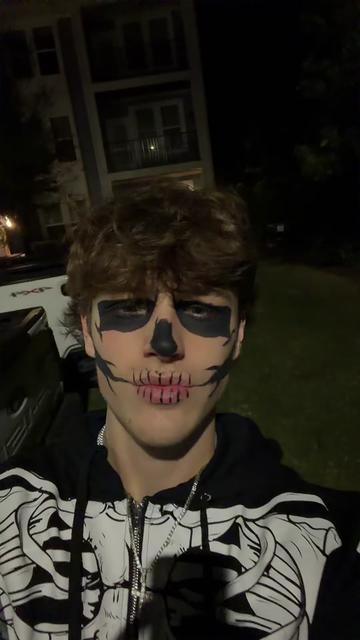 @Hayden 🖤