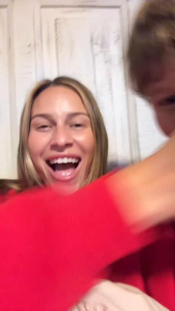 @Kelli
