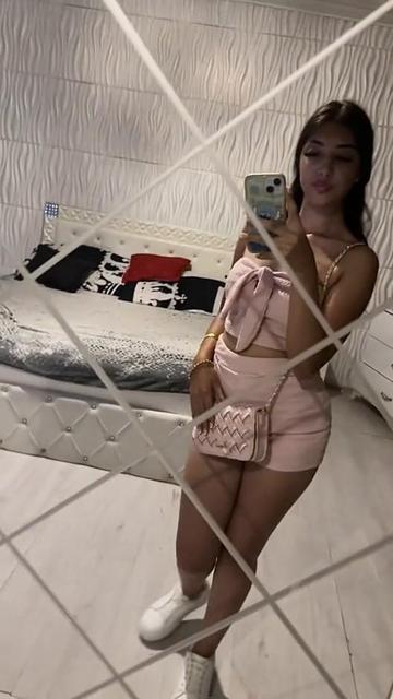 @𝕮𝖎𝖓𝖙𝖎💋