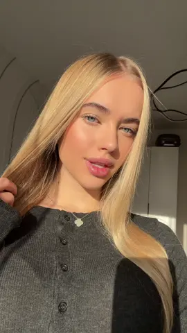 @тгк: Анечка🎀🖤