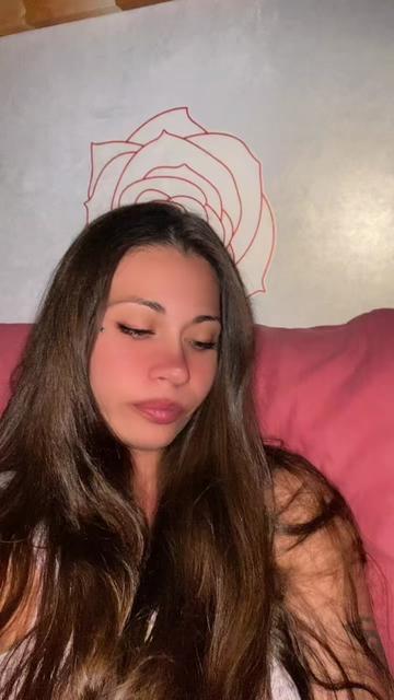 @auroralasinta