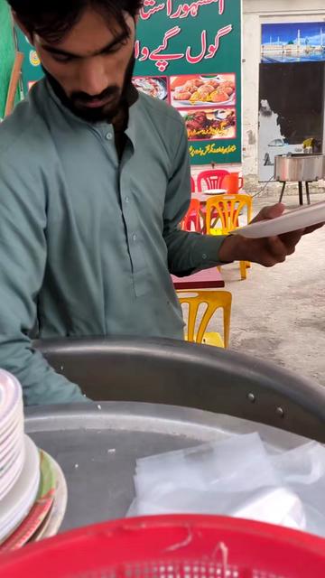 @Street Food Qasim