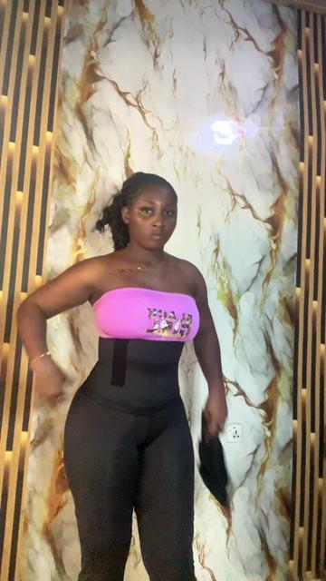 @🎀Dat gal Äřķøşüäħ 🎀🛍️