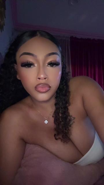@a.ashleynn
