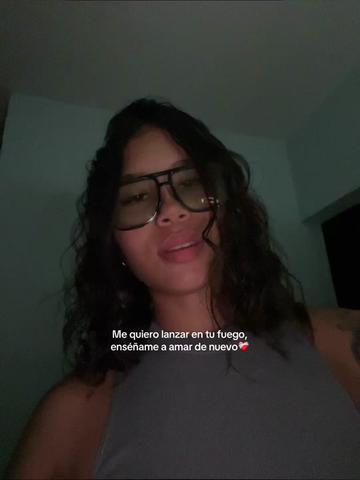 @Kely🇨🇺