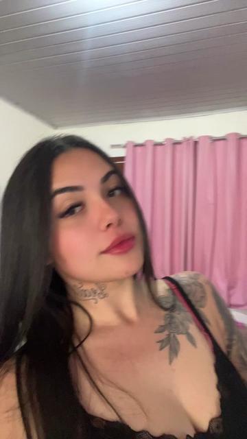 @Caroline Castro