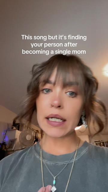 @idkkora
