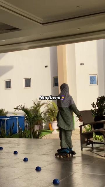@🧕🌸NORTHERN ♎️ 🛼