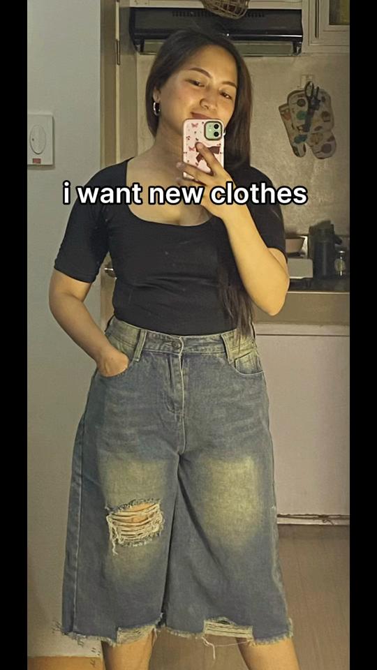 @Joyce R. (Timmys_Closet)