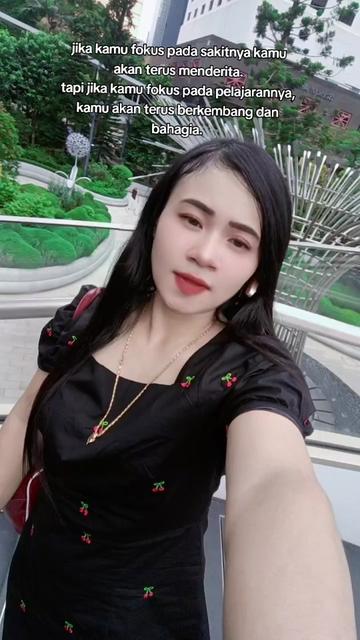@Molly Jiwa beauty