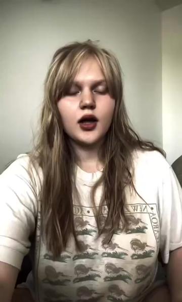 @EMAXOXO💋