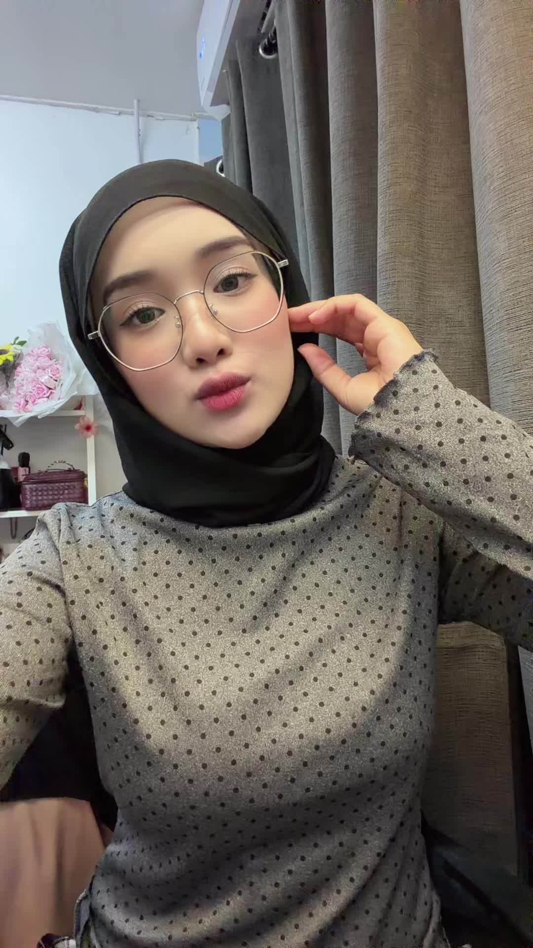 @afeesyaa