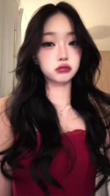 @Lily🖤