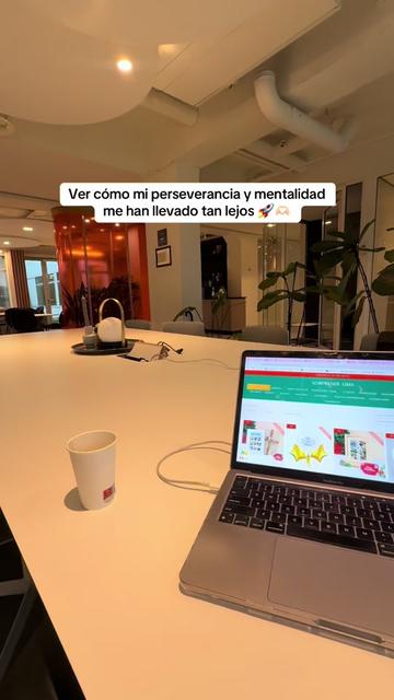 @Hermanas Empresarias
