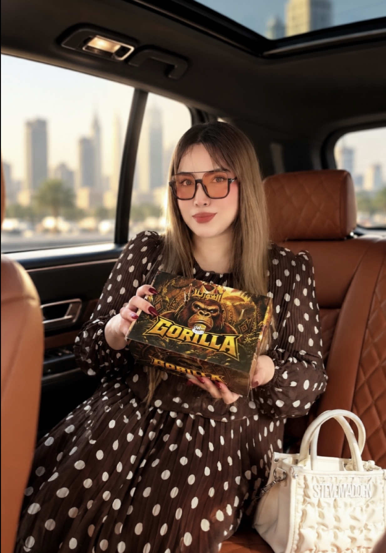 @Dubaiblogger_AZ