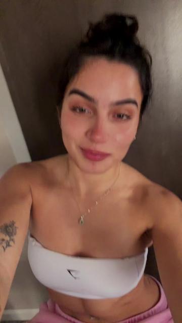 @Pelinegra