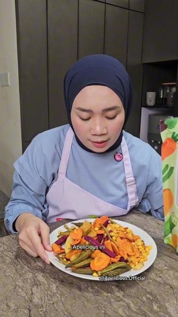 @APELICIOUS OFFICIAL