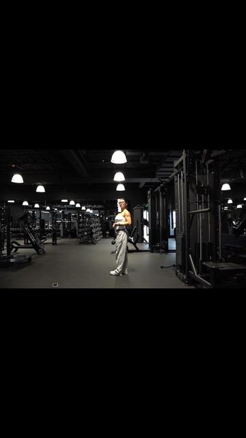 @adrianaciani