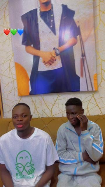 @Damochee_Officiel
