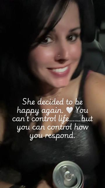 @kellyevab