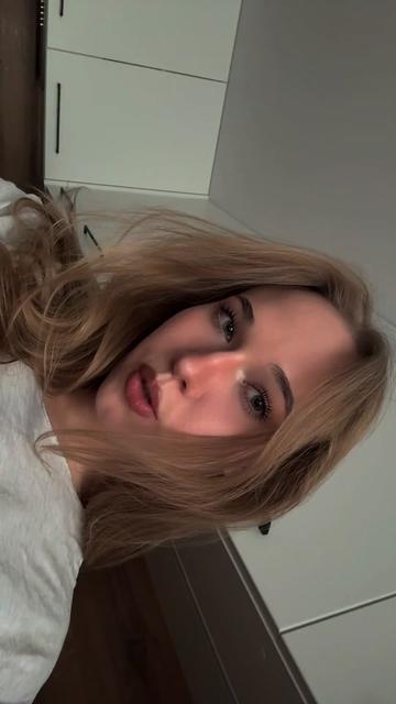 @em⋆˙⟡