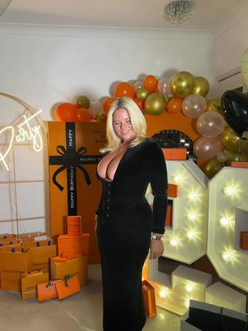 @Apollonia Llewellyn