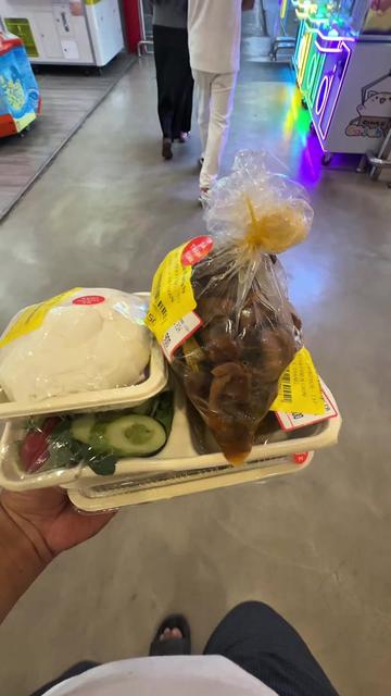 @Tòn