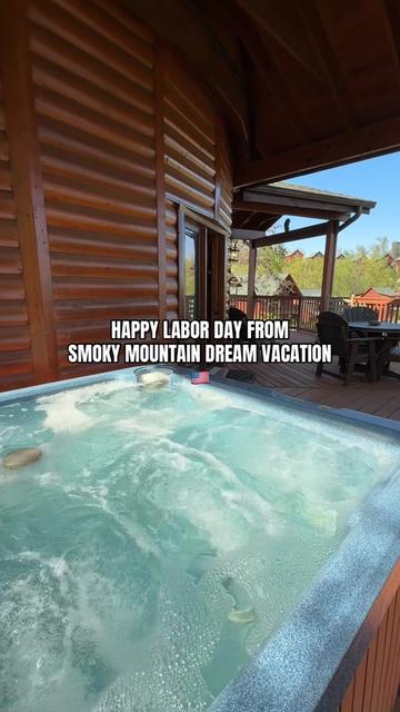 @SmokyMountainDreamVacation.com