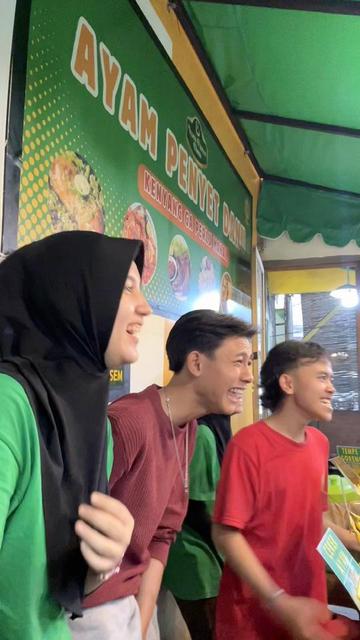 @Ayam Penyet Cabe Ijo
