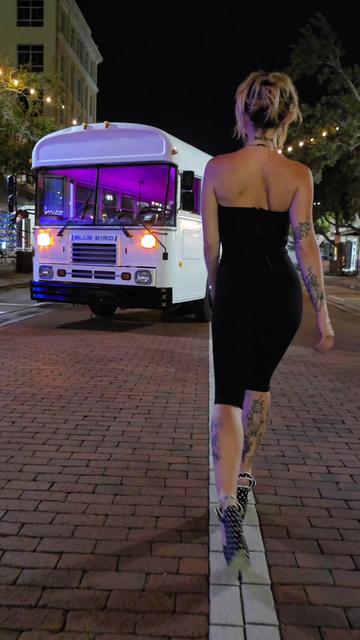 @BusandBunny