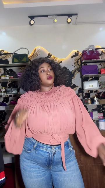 @GouraFashionShop(GouralaBombe)