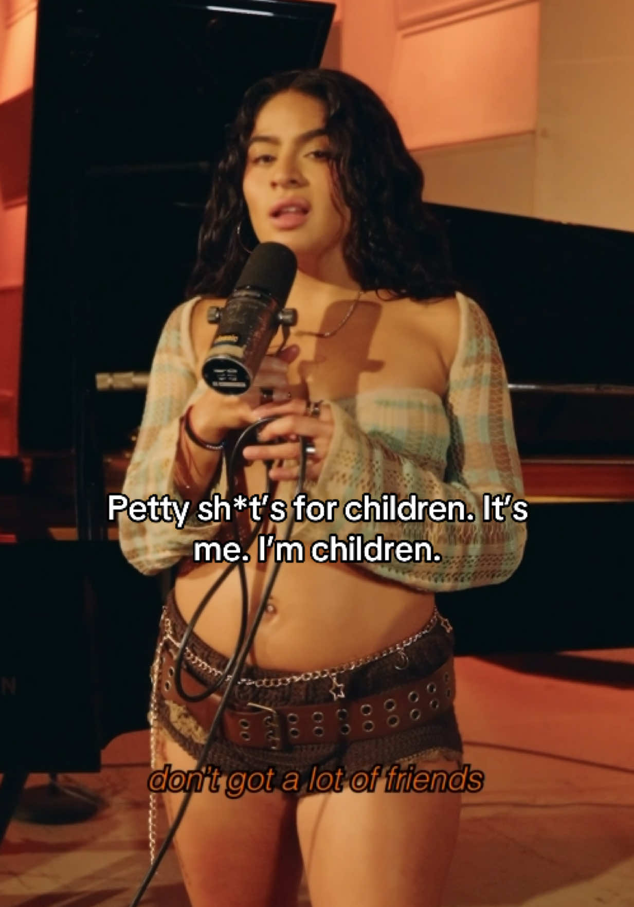 @Jessiereyez
