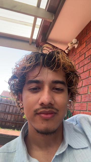 @Nishan_suiii 🇳🇵