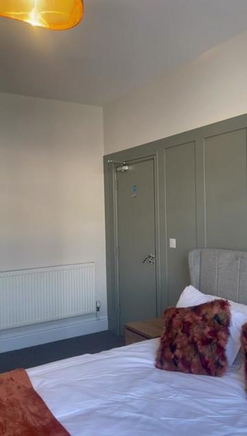 @New Mills Properties